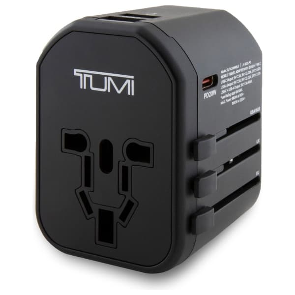 TUMI TUTA20WMSLK Reseadapter 20W USB-C / 2xUSB-A svart