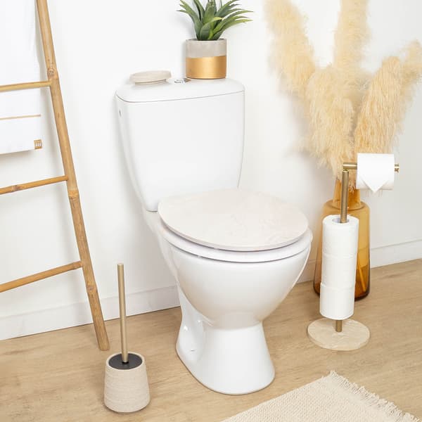Toalettsits i beige marmor