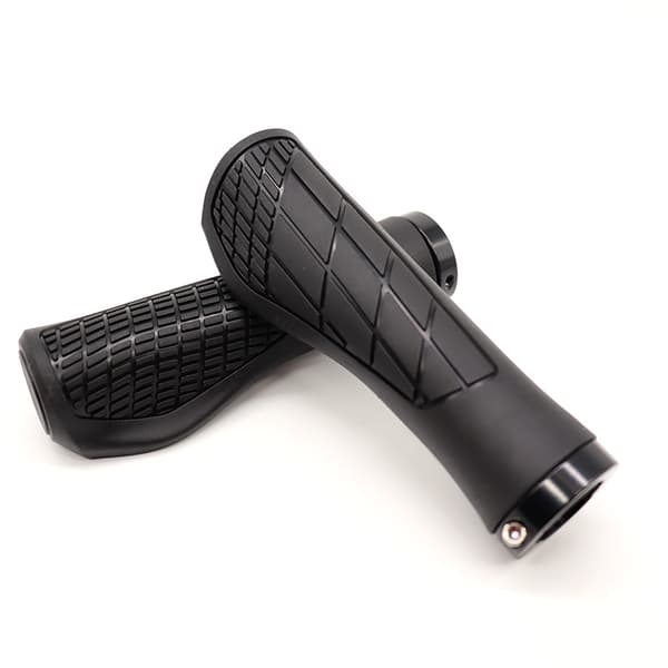 Ergonomiset ohjaustangon kahvat