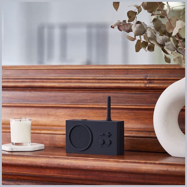 Lexon Tykho 3 Bluetooth-radio musta