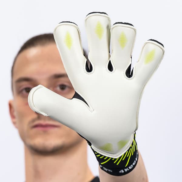 NEO volt RF2G | 4keepers NEO volt RF2G 9 målvaktshandskar