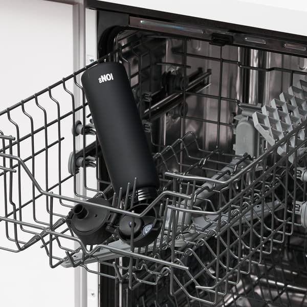 ION8 BPA-vapaa pullo I8RF500BLK musta