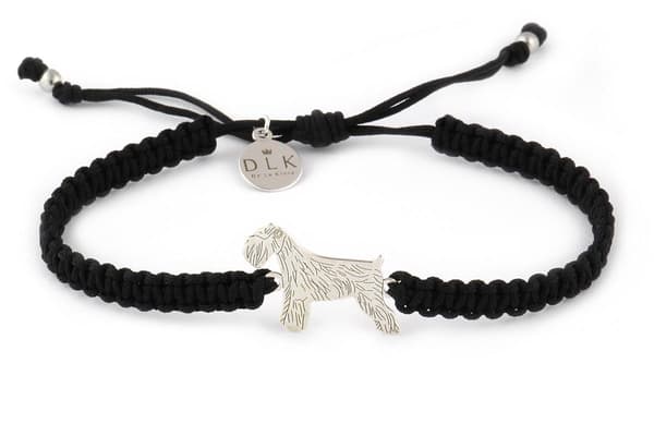 Sølv Schnauzer Hundearmbånd på Sort Macrame