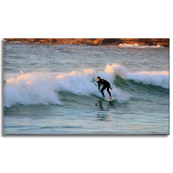 Canvastaulu Surffaaja aallolla, 120x70 cm