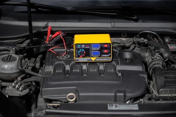 Bilbatteriladdare 24V 12V 30A