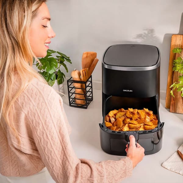 Cecotec Cecofry Fantastik Window 4000 airfryer