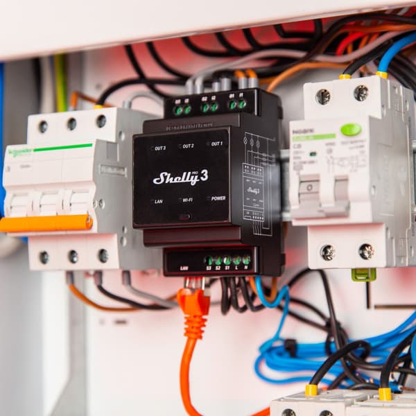 Shelly "Pro 3" Smart Switch WLAN & LAN Switching Drive 3 x 16 A