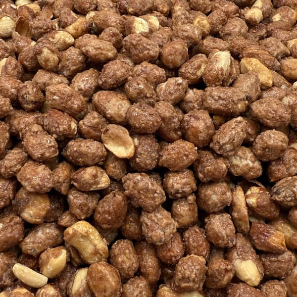 Saltede karamel-jordnødder 500 g
