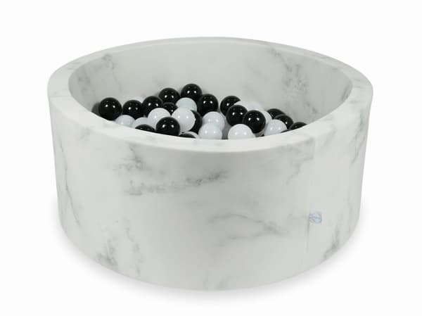 Tør pool 90x40 marmor med 300 bolde: sort, hvid sweater