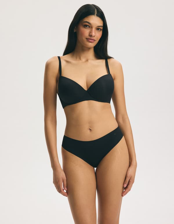 Q1.01 KASSIDY Esotiq Push-up BH | Sort 85E