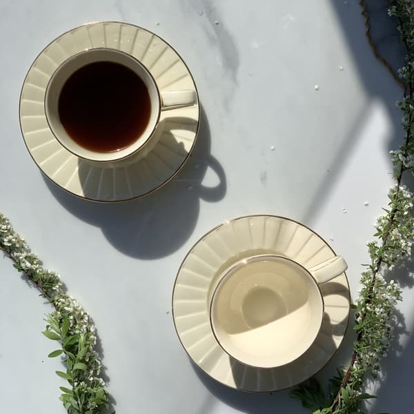 Sæt med 2 ecru Nina espressokopper