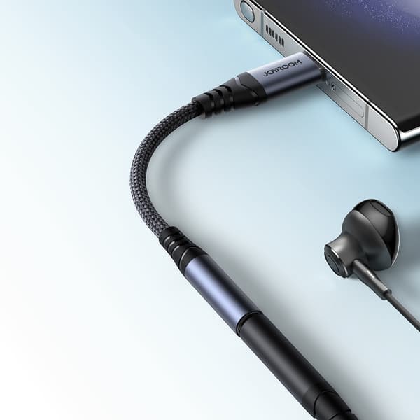 USB-C - 3,5 mm:n miniliitäntäinen DAC-sovitin, musta