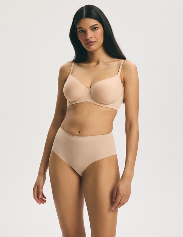 Q1.12 SPACER Esotiq vadderad bh | sandbeige 75E