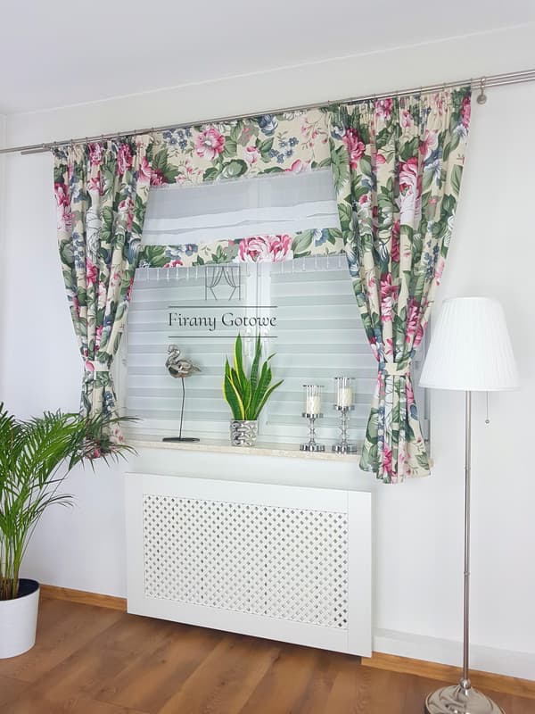 Färdig gardin med panel - dekorativt set