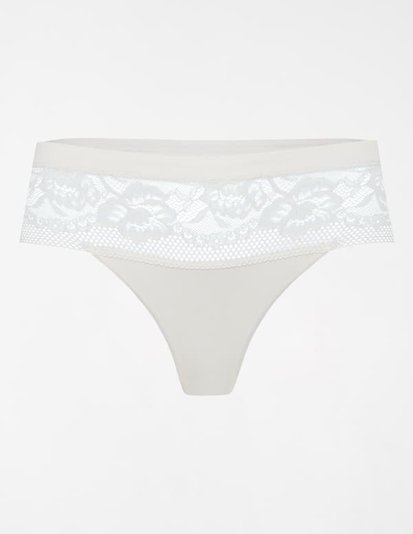 Sansa S Thong