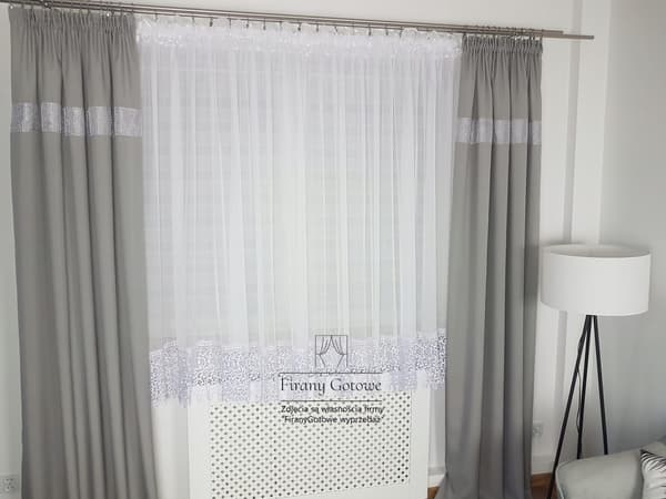 Færdiggardin med guipurespids 30 cm