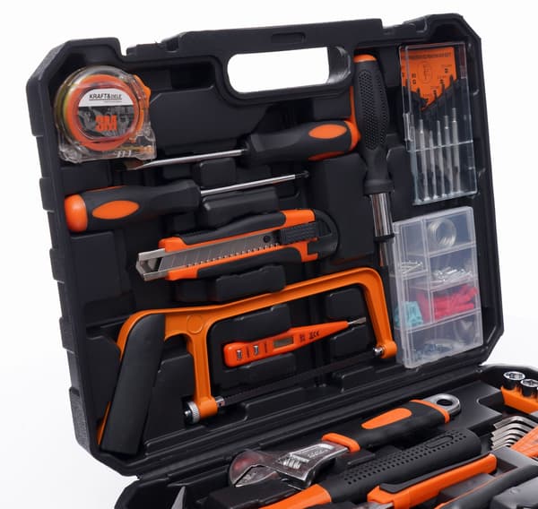 100-osainen työkalusarja KD10839