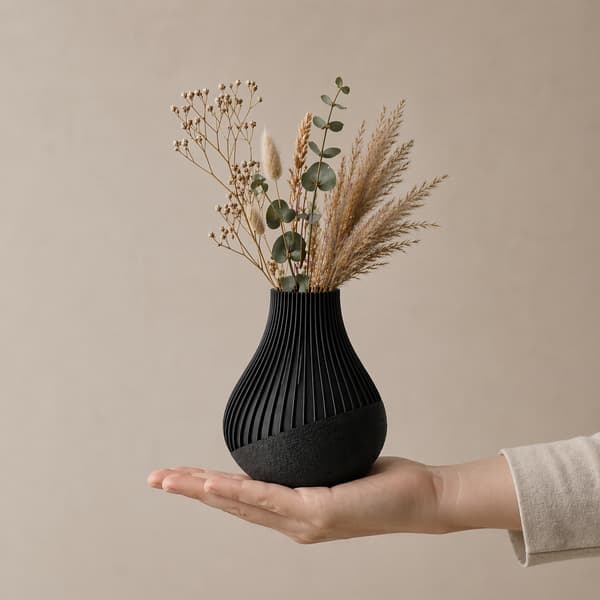Sort dekorativ vase, rillet, moderne japandi