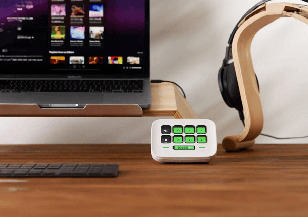 Elgato Stream Deck Neo-kontrollenhet (10GBJ9901)