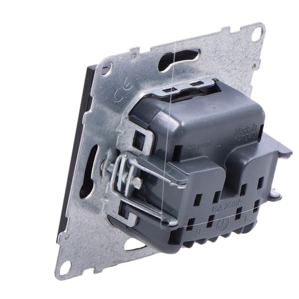 Stikkontakt 2P+Z - 16 A - 250 V~ - skrueterminaler, sort suno