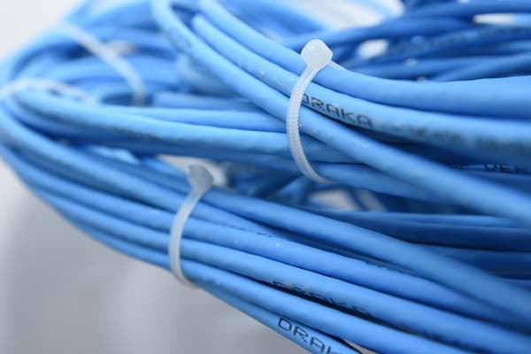 Plastikbånd 100x2,5 100 stk. sorte 73892 VOREL