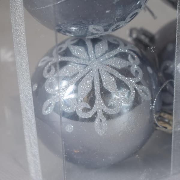 Sæt med 4 grafitfarvede julekugler med glitter