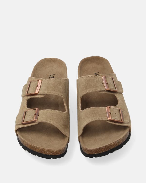 Gröna mockaflip-flops för dam Gröna mockaflip-flops för dam 39
