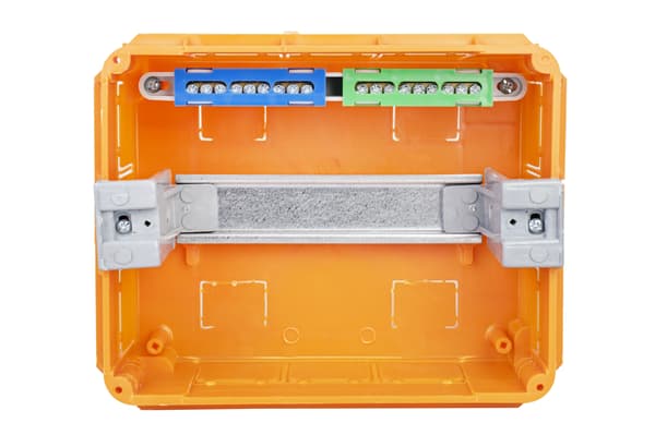 Infälld elcentral 1x8 RP N+PE ABS PC IP40 Vit