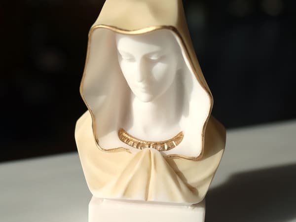 Byst av Maria - grekisk alabaster