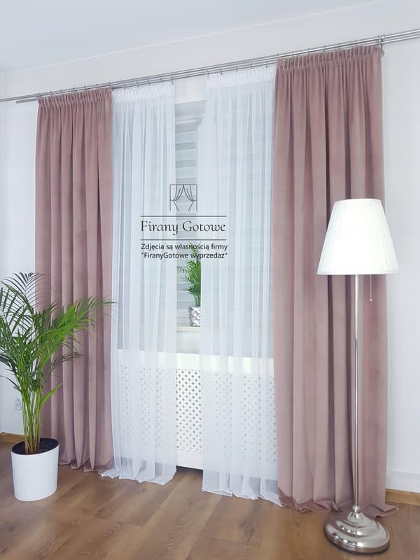 Samettiverho - pölyinen pinkki