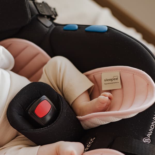 Anti-sved autostol / bilunderlag 0-2 år grå