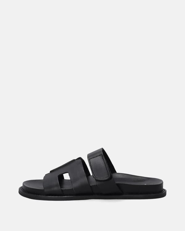 Sorte læderklipklapper med velcro Sorte læderklipklapper med velcro 37