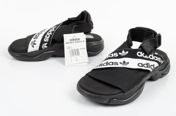 Adidas Magmur sandaalit [EF5850] v.37