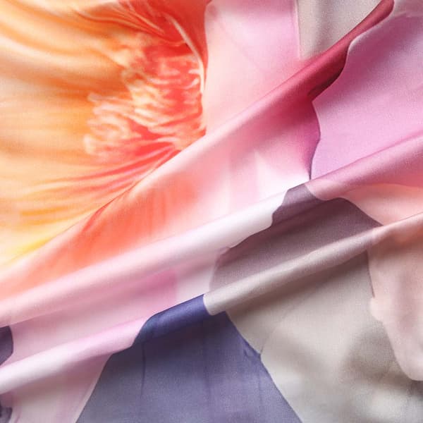 Bäddset 140x200 SATIN BOMULL digitaltryck målade blommor pastell
