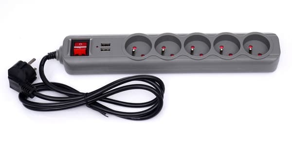 Jatkojohto USB-liittimillä 1,5 m KD4033