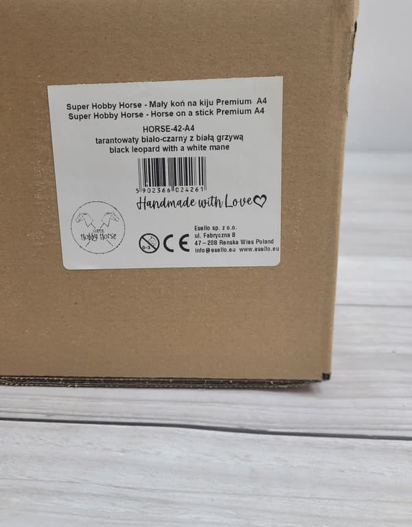 Käpphäst Medium Premium Käpphäst, Tarantel, Svart och Vit med Vit Man A4