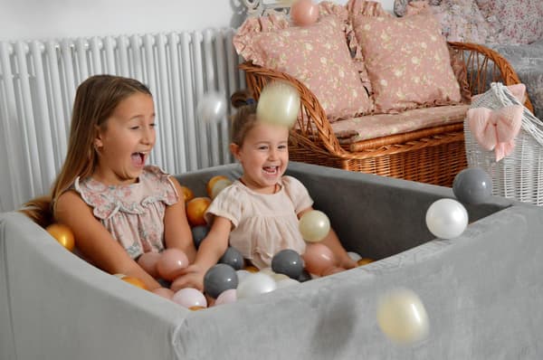Tør boldbane 600 dele 110x110x40 Fløjlsgrå: sort, grå, perlemor
