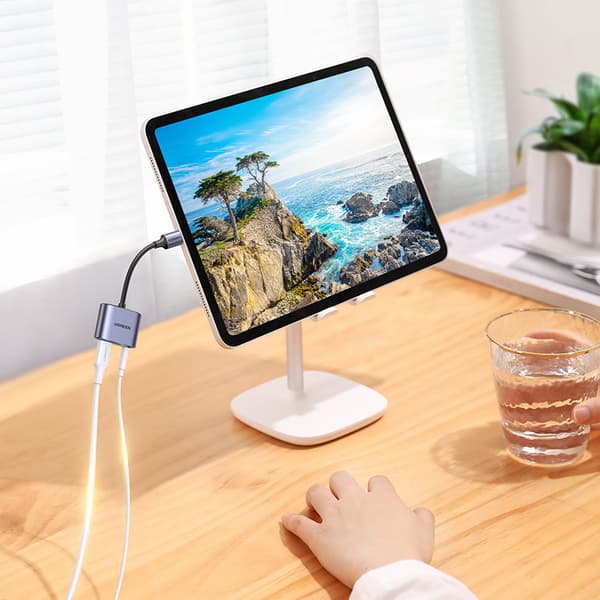 USB-C ljudadapter - USB-C + 3,5 mm minijack - grå