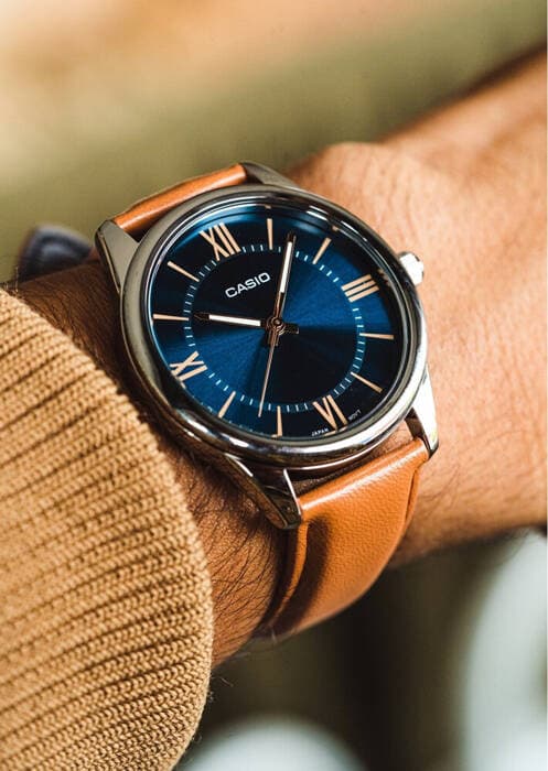 Herrklocka CASIO MTP-V005L-2B5 + Låda (zd225c)