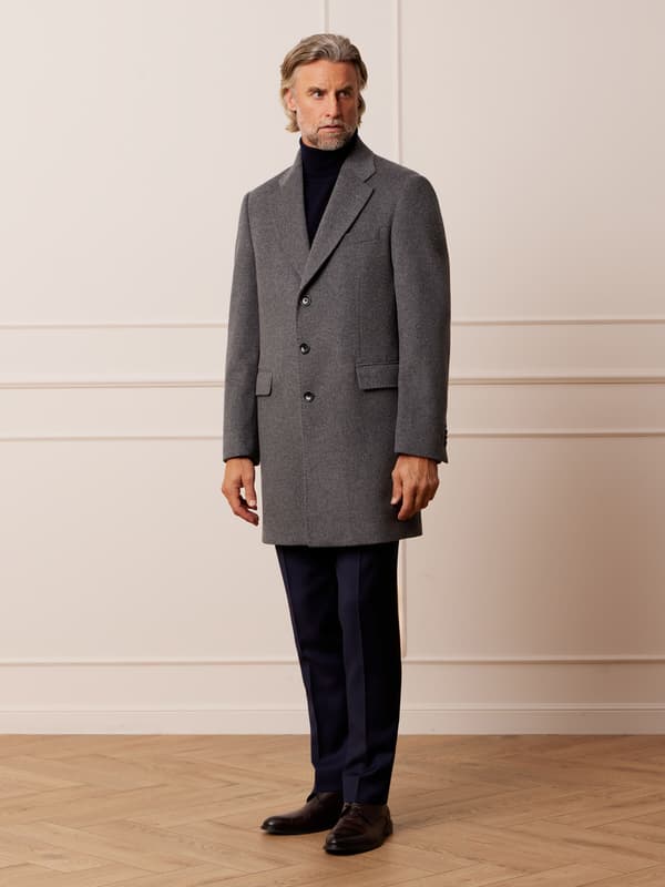 GRÅ FRAKKE 48