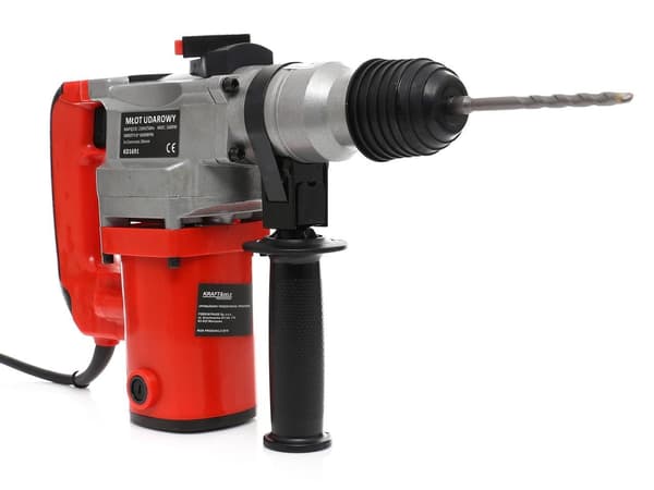 Iskuvasara 1600W KD1691