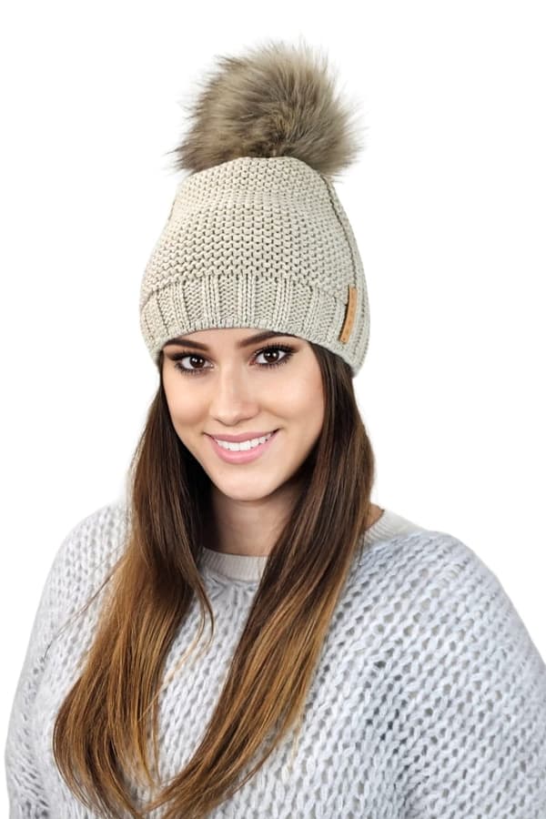 FIONA dame vinterfleecehue med pompon, beige