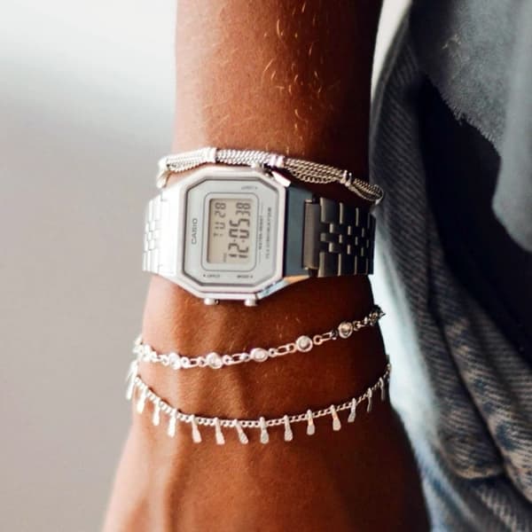 Damklocka CASIO LA680WA-7 (zd631b) + låda