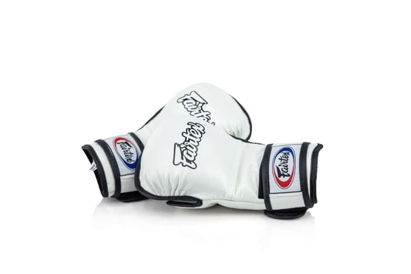 Fairtex MMA Sparringshandsker Hvide M