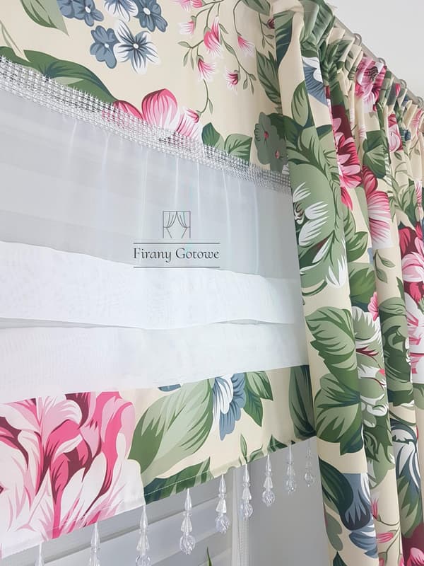 Färdig gardin med panel - dekorativt set