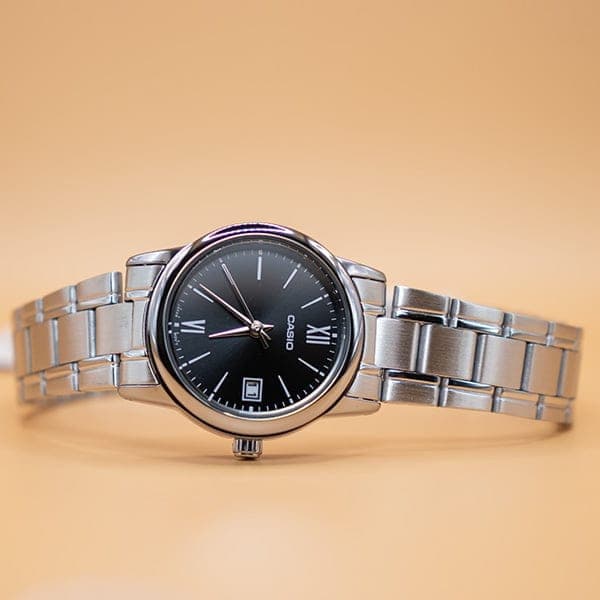Damklocka Casio LTP-V002D-1B3UDF + Låda