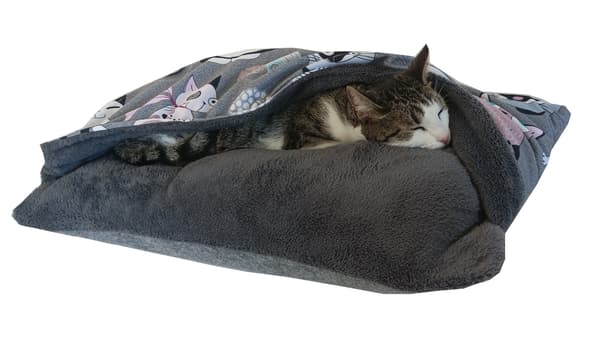 Catnip XL 60x45 sänky peitolla