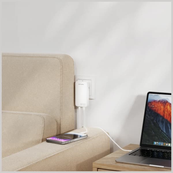 4smarts FlatPlug Slim Dual 65W GaN 2xUSB-C Väggladdare Vit