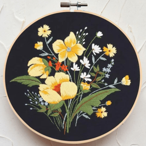 3-delt broderikit med gule blomster [D-ZH5]
