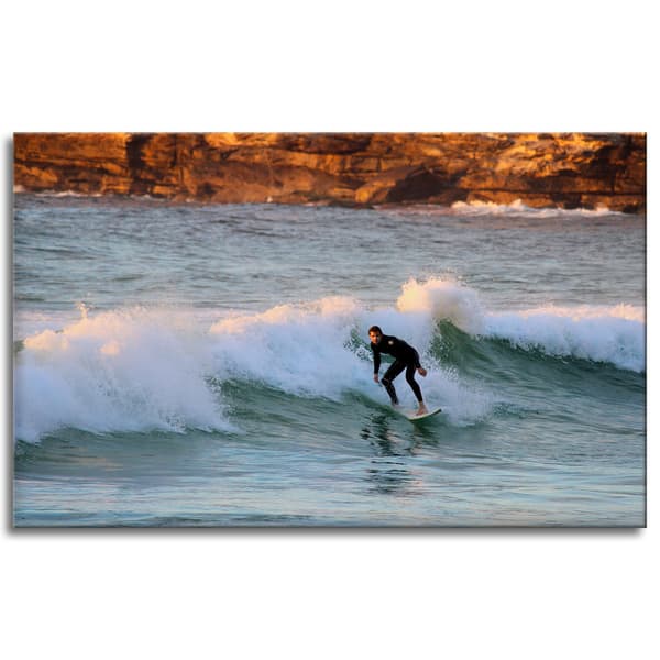 Canvastaulu Surffaaja aallolla, 80x50 cm